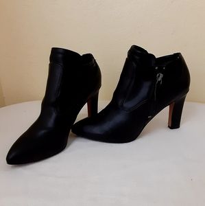 Franco Sarto Boots Ankle Bootie Heels Black 7